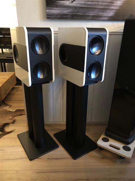 Powerful small speakers with deep bass have been around for a while. Kii Audio Three complete system (4440666217) | Second-hand ...