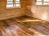 Photos of Knotty Pine Wood Planks
