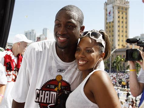 Who Is Dwyane Wades Ex Wife Siohvaughn Funches Wade Everything To Know
