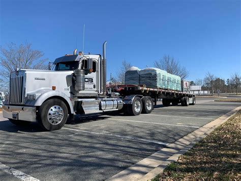 Flatbed Hauling | Brooks Hauling