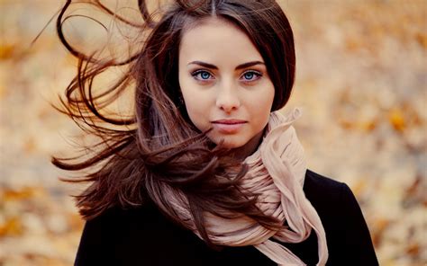 Wallpaper Face Women Outdoors Model Long Hair Blue Eyes Brunette Fashion Scarf Windy