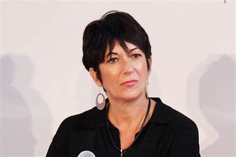 Ghislaine maxwell is accused of conspiring with jeffrey epstein (left) to sexually abuse girls. Lawyers seeking bail for Ghislaine Maxwell say she is ...