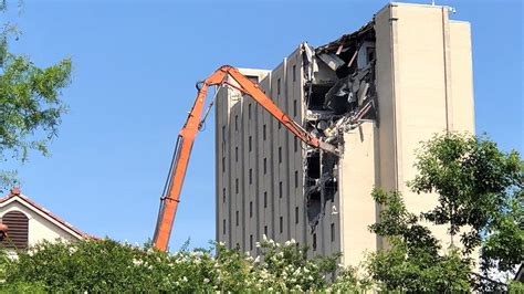 Demolition Begins On Lsus Kirby Smith Hall