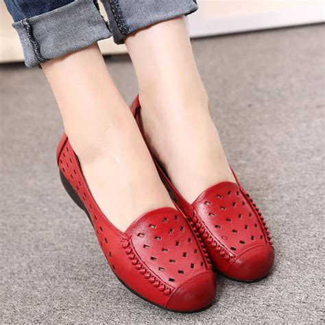 Summer Breathable Genuine Leather Soft Outsole Round Toe Women Flat