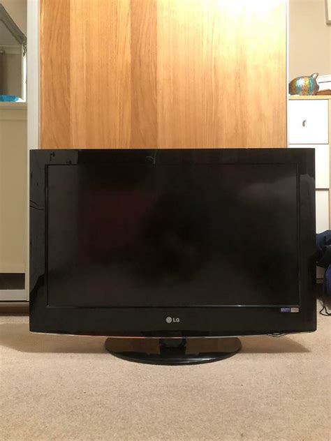 Lg 32lm6300pla netflix prime video movies tuşlu smart led tv kumandası. 32 inch flat screen LG tv | in Clevedon, Somerset | Gumtree