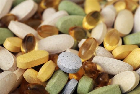 Dietary supplements linked to increased cancer risk - CBS News