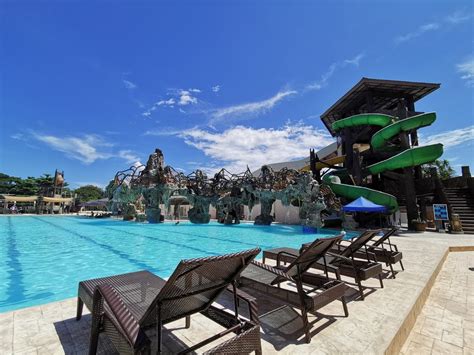 All Splash And Fun At Port Royale Waterpark Resort In Dumaguete