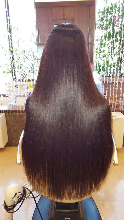 サラツヤロングヘア long hair styles long shiny hair silky smooth hair