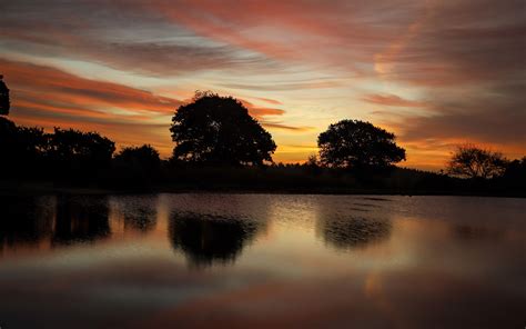 Download Wallpaper 3840x2400 Trees Lake Reflection Evening Sunset