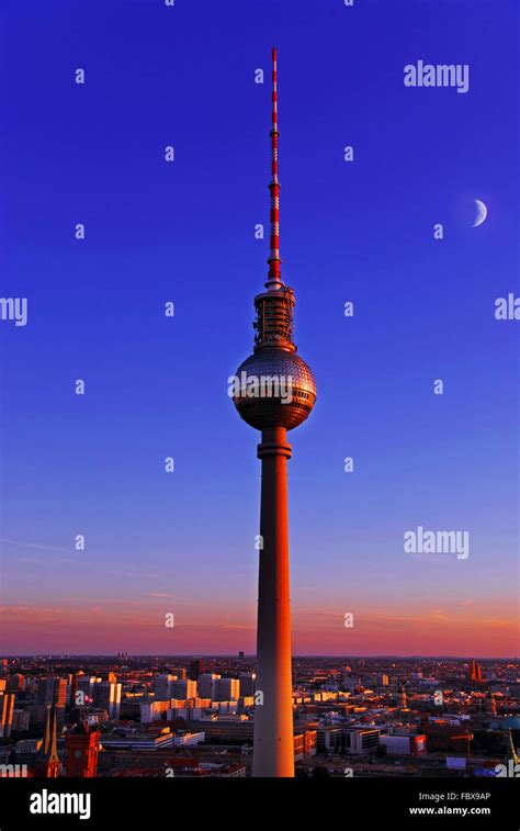 Berliner Fernsehturm Stockfotografie Alamy