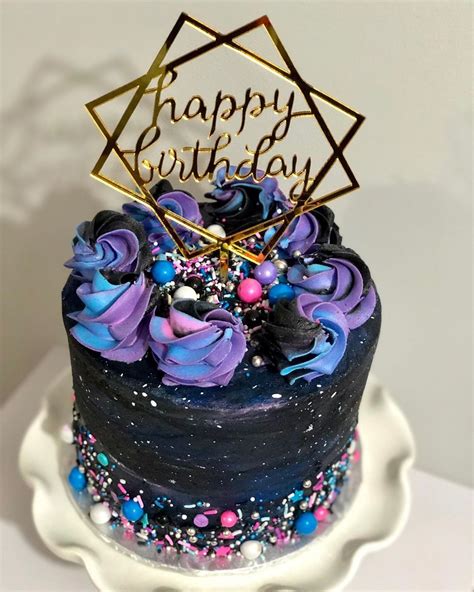 Top More Than 80 Galaxy Birthday Cake Indaotaonec