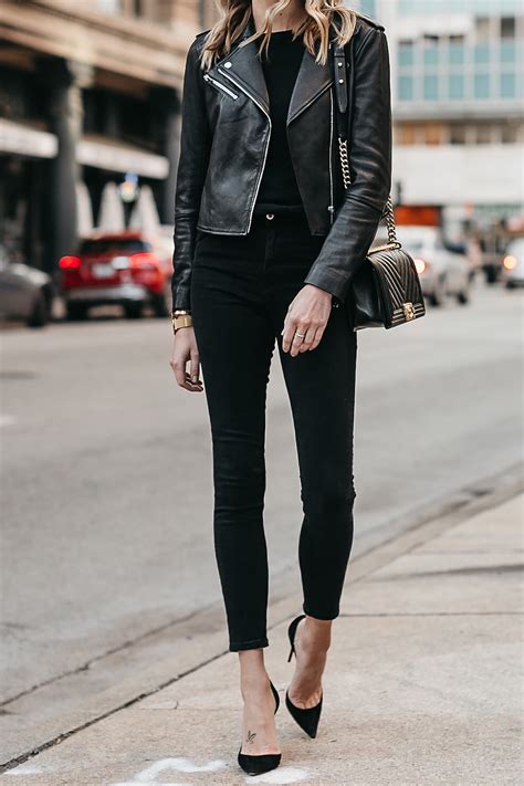 Besides good quality brands, you'll also find plenty of discounts when you shop for black leather jacket during big sales. A Stylish Way to Wear a Black Leather Jacket | Fashion Jackson