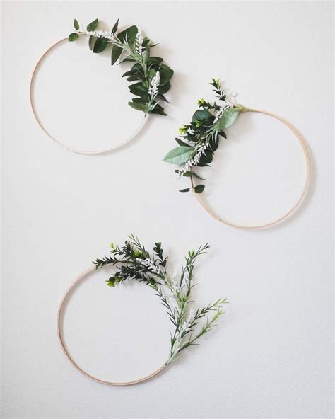 Easy Diy Boxwood And Eucalyptus Wreaths Add A Little Greenery To Your