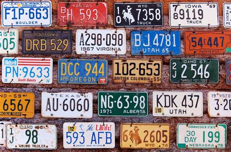 See 200 vintage license plates for all the American states & beyond