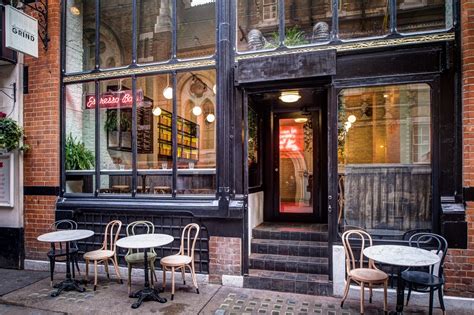 As you'll expect from a cute coffee shop, bring along those cameras/phones and be ready for some social media uploads. The Best Coffee Shops In Covent Garden - Secret London