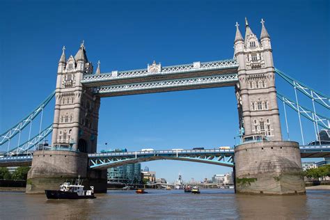 Schoolboy Missing After Falling From Tower Bridge Into River Thames