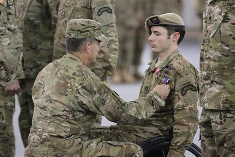 Learn about what it means to be an army ranger. 1st Battalion, 75th Ranger Regiment honors its heroes ...
