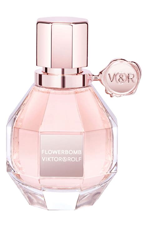 Viktorandrolf Flowerbomb Refillable Eau De Parfum Spray In 2020 Flowerbomb Perfume Perfume