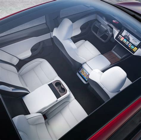 Tesla Unveils Model S Plaid With Refreshed Interior New Touchscreen