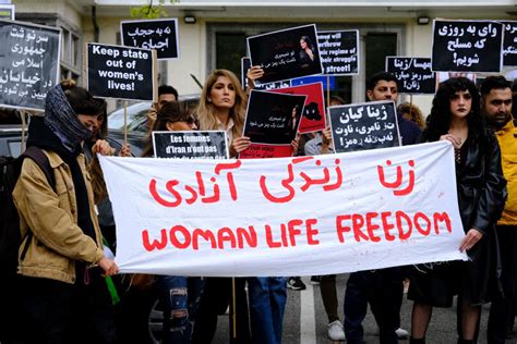 Opinion How Iranian Women Are Charting The Course For Freedom