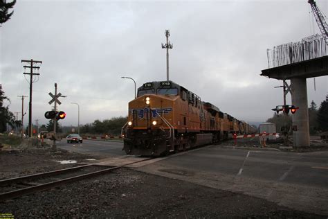 Up Ge Ac45ccte 7797 And Up Emd Sd70m 4457 4797 4359 Flickr