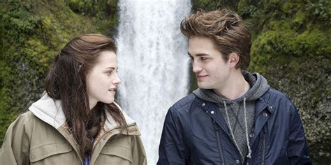 'Twilight' Returns With Short Films On Facebook | HuffPost