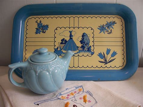 Kitsch N Stuff Decorating Your Vintage Style Blue And Yellow Kitchen