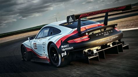 2017 Porsche 911 Rsr Race Car Is Now Mid Engined