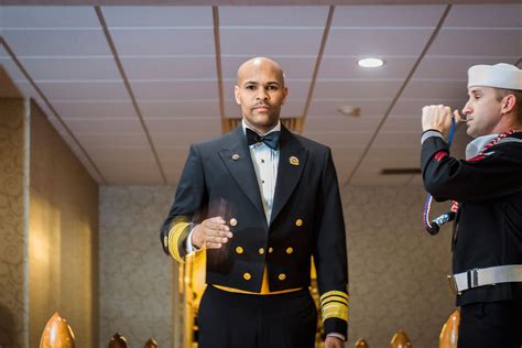 Public health service (usphs) commissioned corps. Is There a Doctor on Board? US Surgeon General Gives Aid ...