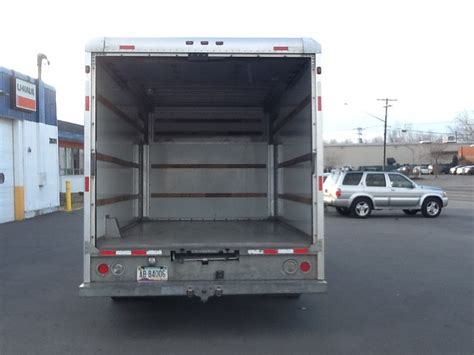 2006 17 Box Truck For Sale In Buffalo Ny 14211 U Haul