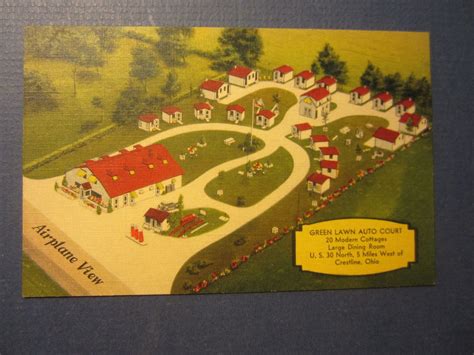 Old Vintage 1940s Green Lawn Auto Court Cottages Postcard
