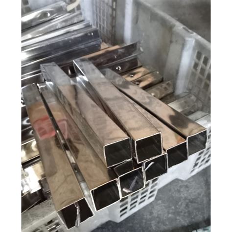 Jual Pipa Kotak Hollow Stainless Steel Stainlis 2cmx2cm 05mm 100cm