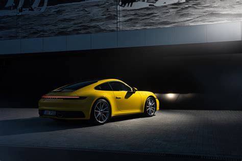 Porsche 911 Carrera 4k Ultra Hd Wallpaper Background Image