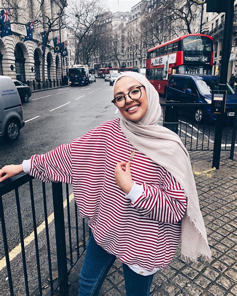 4 242 likes 65 comments yasmeena y asmeena on instagram “🔆” hijabi outfits casual