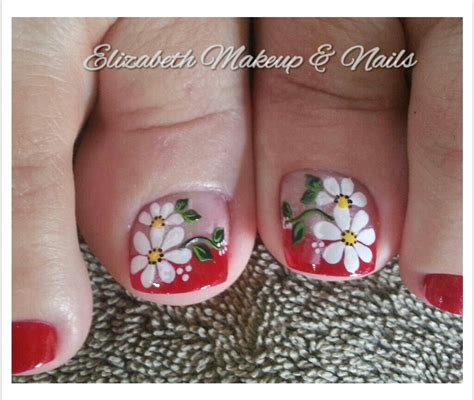 Las uñas de los pies tambien se embellecen y mas en verano o primavera en donde están mas expuestas. Diseños para pies | uñas Eli | Pinterest | Pedicures, Pies ...