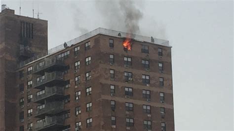 fire breaks out in high rise apartment building in park slope brooklyn abc7 new york