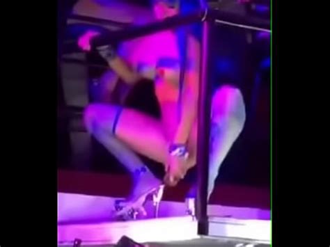 Cardi B Shoves Bottle In And Out Of Pussy Hole In Strip Club Xvideos Com