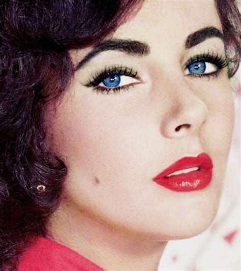 Elizabeth Taylor s Eyes Shown in Rare and Stunning Photos Hollywood Nữ thần Elizabeth taylor