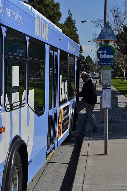 Santa Monica Bus Stock Photos Pictures And Royalty Free Images Istock