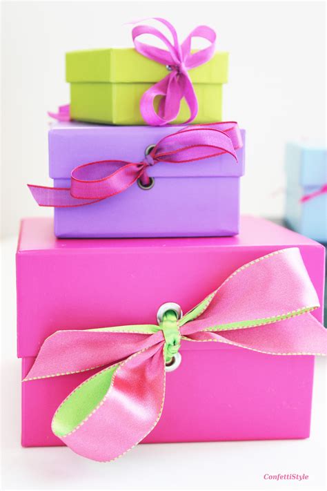 T Wrap Inspiration A New Way To Add Ribbon Confettistyle