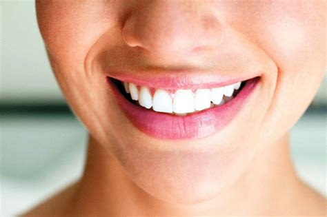 5 Maneras De Tener Una Sonrisa Brillante Y Es Más Que Un Simple