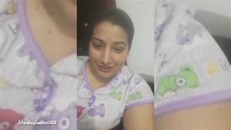 Sitara Baig Chit Chat In Her Night Dress With Friends Youtube