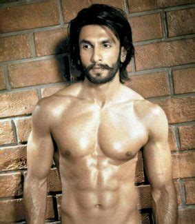 Ranveer Singh To Go Nude For Befikre Local Press Co