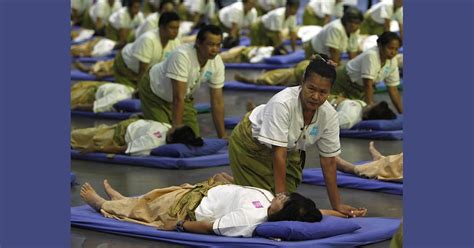 thailand s mass massage sets world record