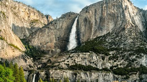 Yosemite's Waterfalls Are Back—And Stronger Than They've Been in Years | Condé Nast Traveler