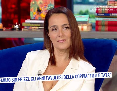 Conduttrici Tv Roberta Capua A Oggi Un Altro Giorno Giugno