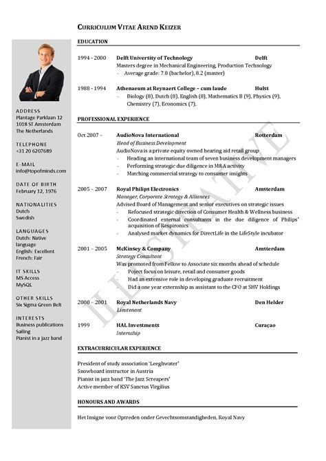 Depending on what type of master's program you're applying to, you may be asked to prepare either a resume or a cv. Cv Template University #cvtemplate #template #university | Student resume template, Student ...