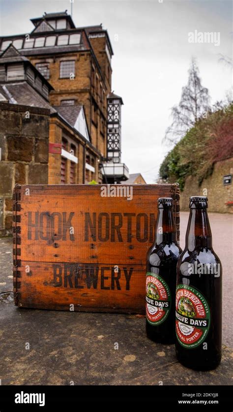 Uk England Oxfordshire Hook Norton 12 Days Christmas Bottled Beer