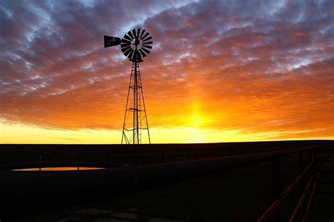 Beautiful Southwest Kansas Sunset Photograph By Shayla Blattner