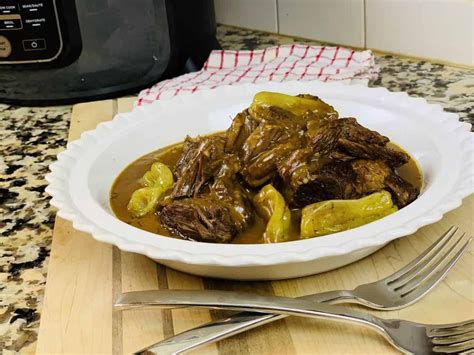 Ninja foodi pot roast is the perfect family dinner recipe! Mississippi Pot Roast- Ninja Foodi | Recipe in 2020 ...